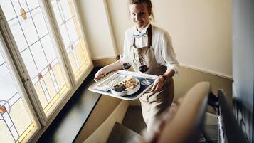 Room service - dining