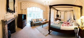 Deluxe Double Room | 1 bedroom, in-room safe, individually decorated, individually furnished