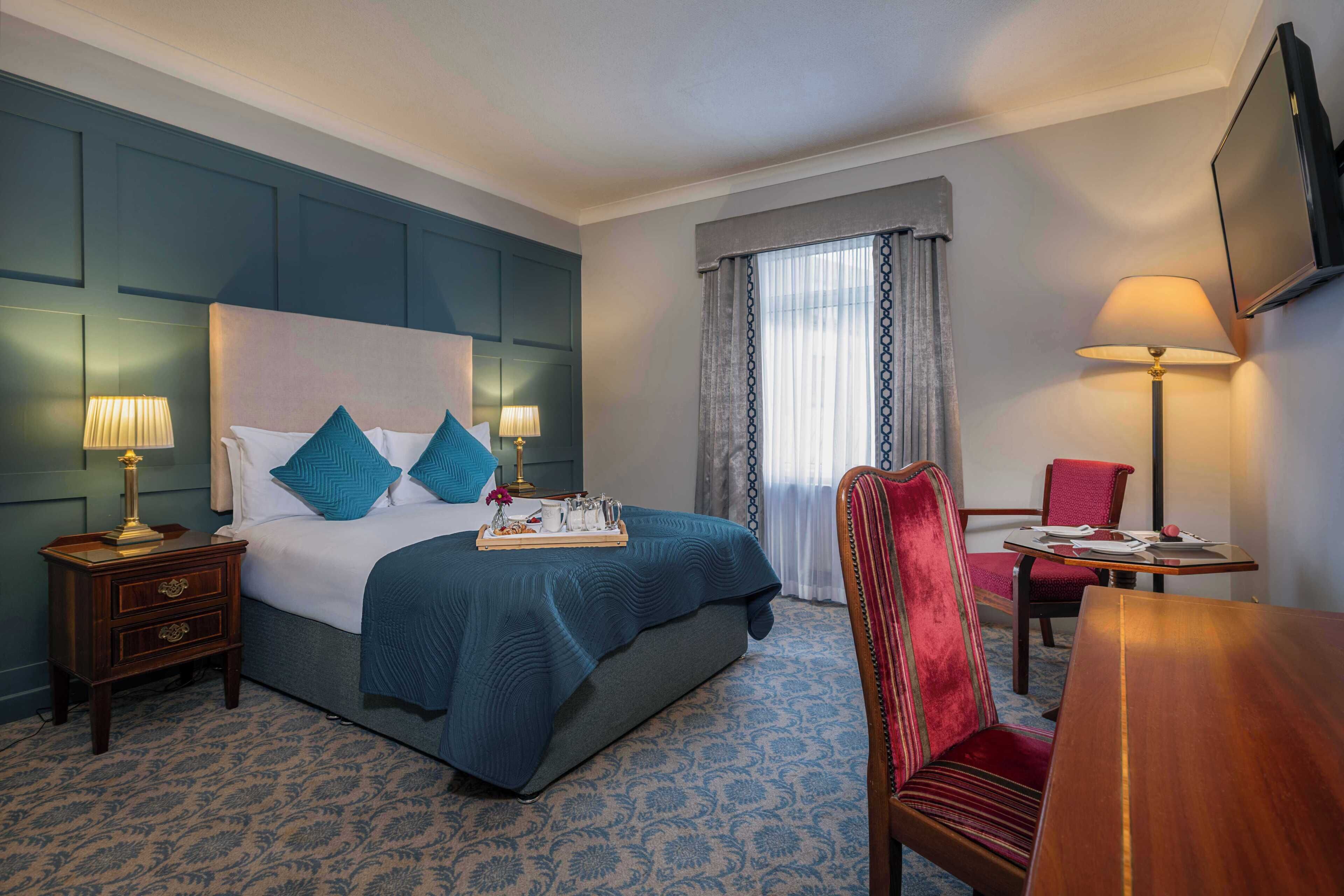 ตู้นิรภัยในห้องพัก, ห้องเก็บเสียง, เตารีด/โต๊ะรีดผ้า, Wi-Fi ฟรี