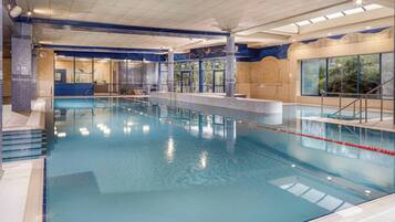 Family Room | In-room safe, soundproofing, iron/ironing board, free WiFi