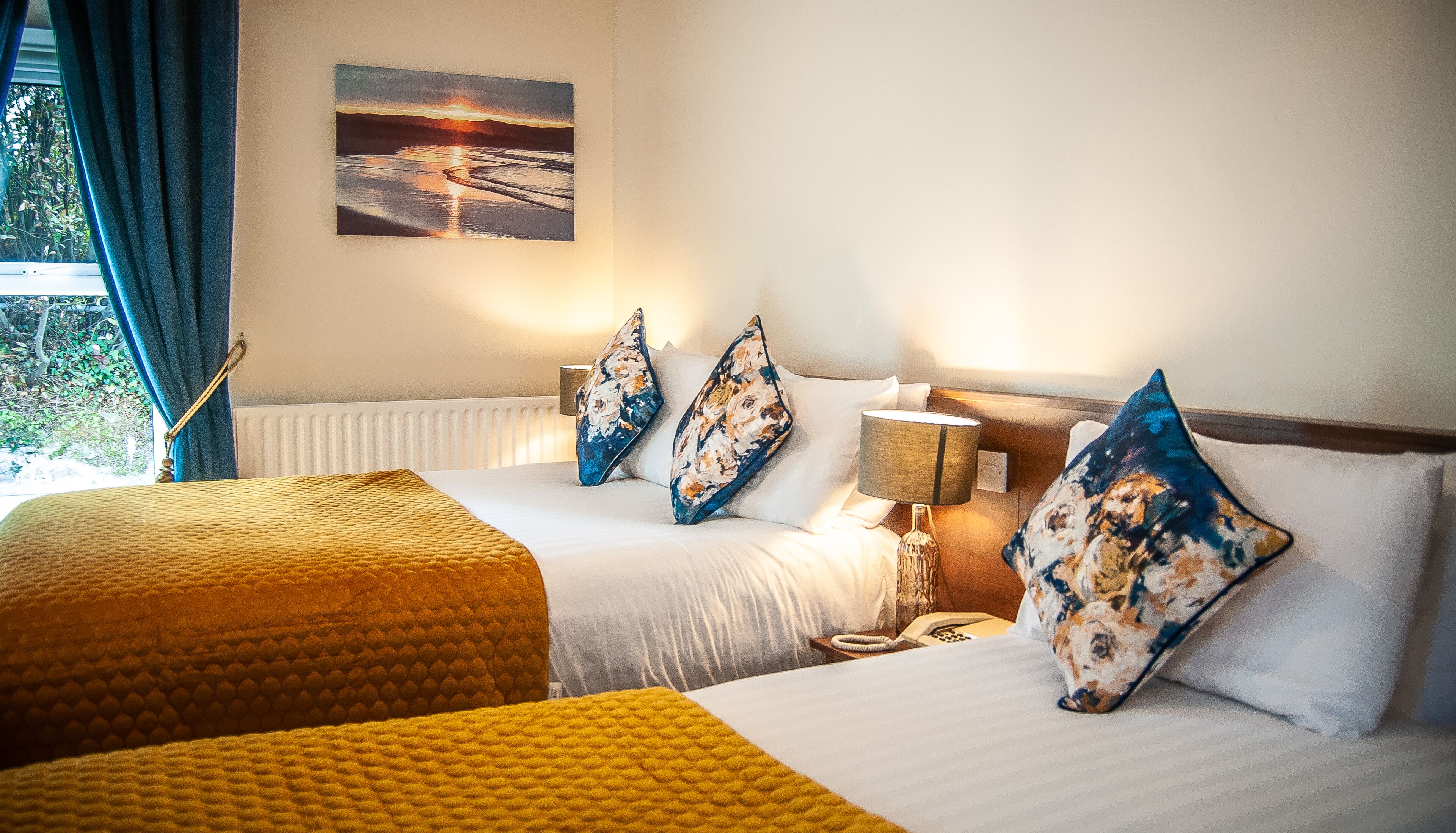 standard double room - above the bar | individually decorated, free wifi, bed sheets