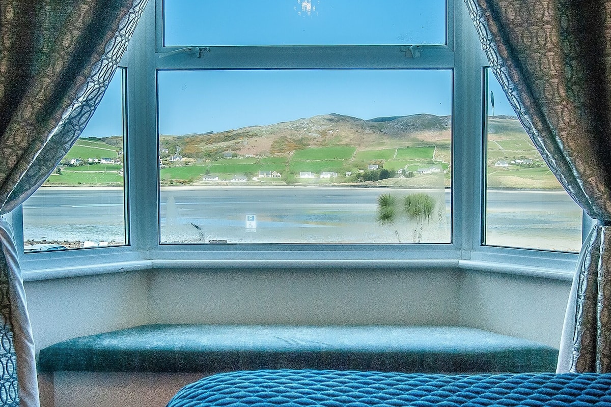 Standard Double Room - Above the bar | Décor unique, accÚs au Wi-Fi (inclus), literie fournie