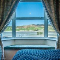 Standard Double Room - Above the bar | Individualmente decorados, Wi-Fi de cortesia, roupa de cama