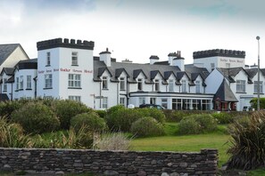 Exterior - Butler Arms Hotel (Waterville)