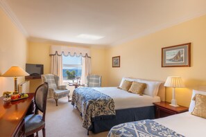 1 bedroom, in-room safe, desk, laptop workspace - Butler Arms Hotel (Waterville)