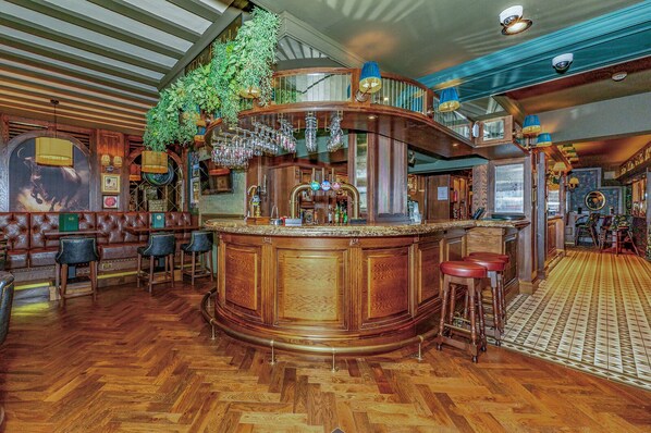 Bar (en el alojamiento)