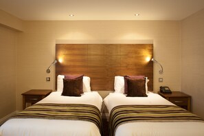 Premium bedding, Select Comfort beds, in-room safe, desk - The Bull Hotel, Sure Hotel Collection by Best Western (Peterborough)