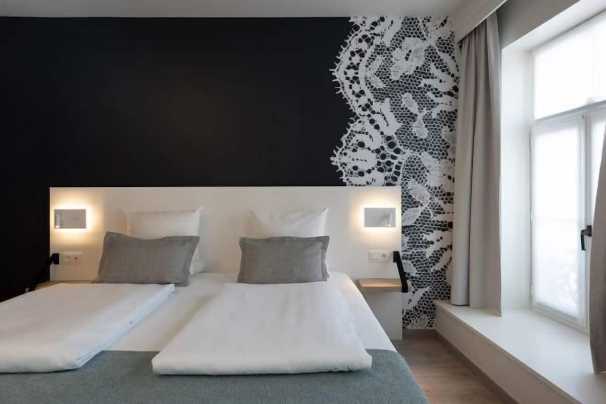 In-room safe, desk, iron/ironing board, free WiFi