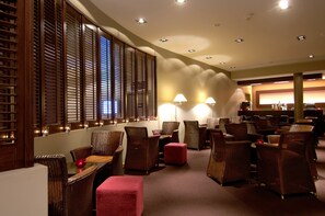 Bar lounge