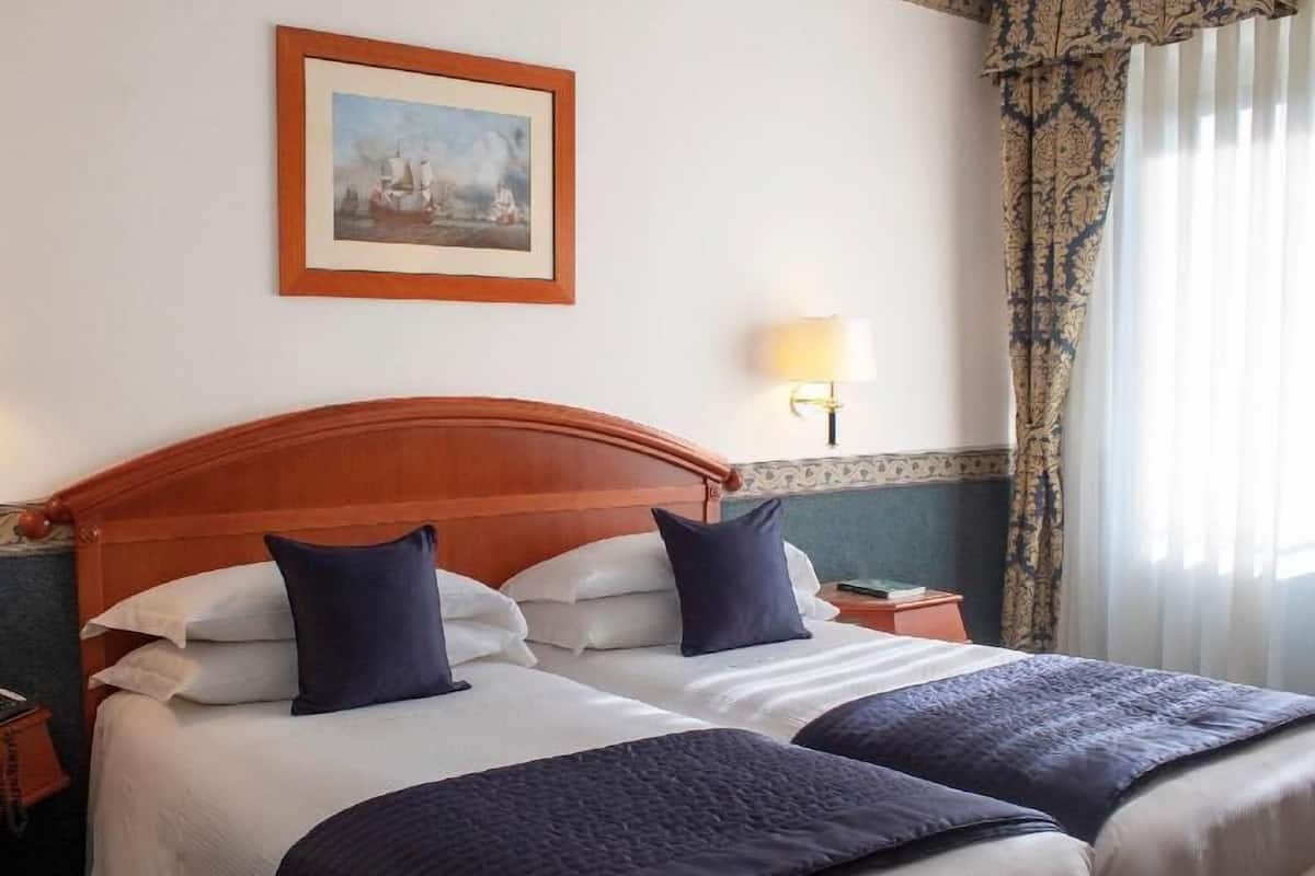 In-room safe, desk, blackout drapes, soundproofing