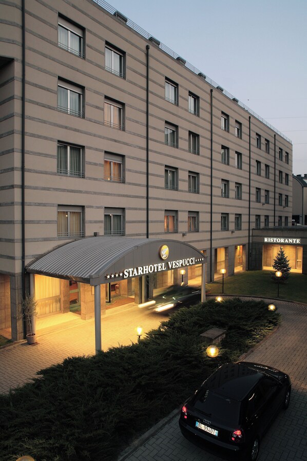 Exterior - Starhotels Vespucci (Campi Bisenzio)