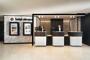 Reception - Hotel Alimara (Barcelona)
