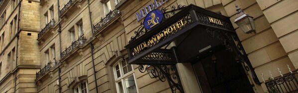 Mặt tiền nơi lưu trú