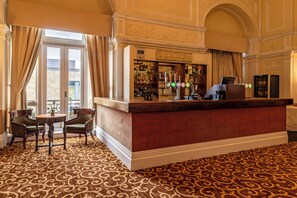 Serves lunch and dinner - Midland Hotel Bradford (Bradford)