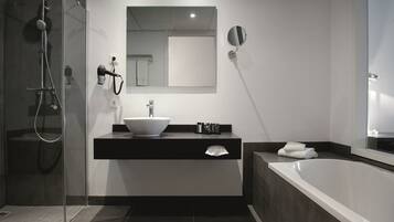 Shower, free toiletries, hair dryer, towels