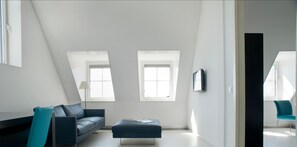 Founders Junior Suite | Edredones de plumas, caja fuerte, escritorio y cortinas opacas