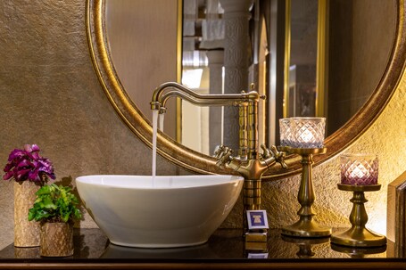 Romance Istanbul Hotel - Image 52