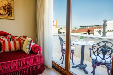 Romance Istanbul Hotel - Image 55
