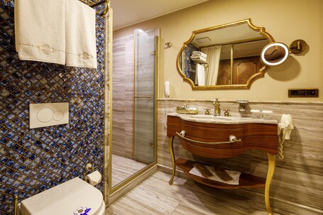 Romance Istanbul Hotel - Image 54
