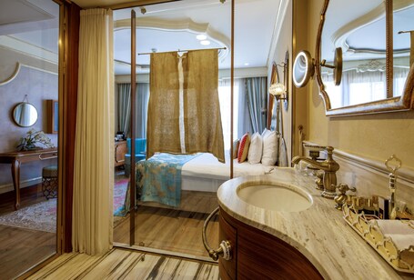 Romance Istanbul Hotel - Image 41