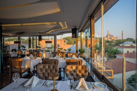 Romance Istanbul Hotel - Image 16