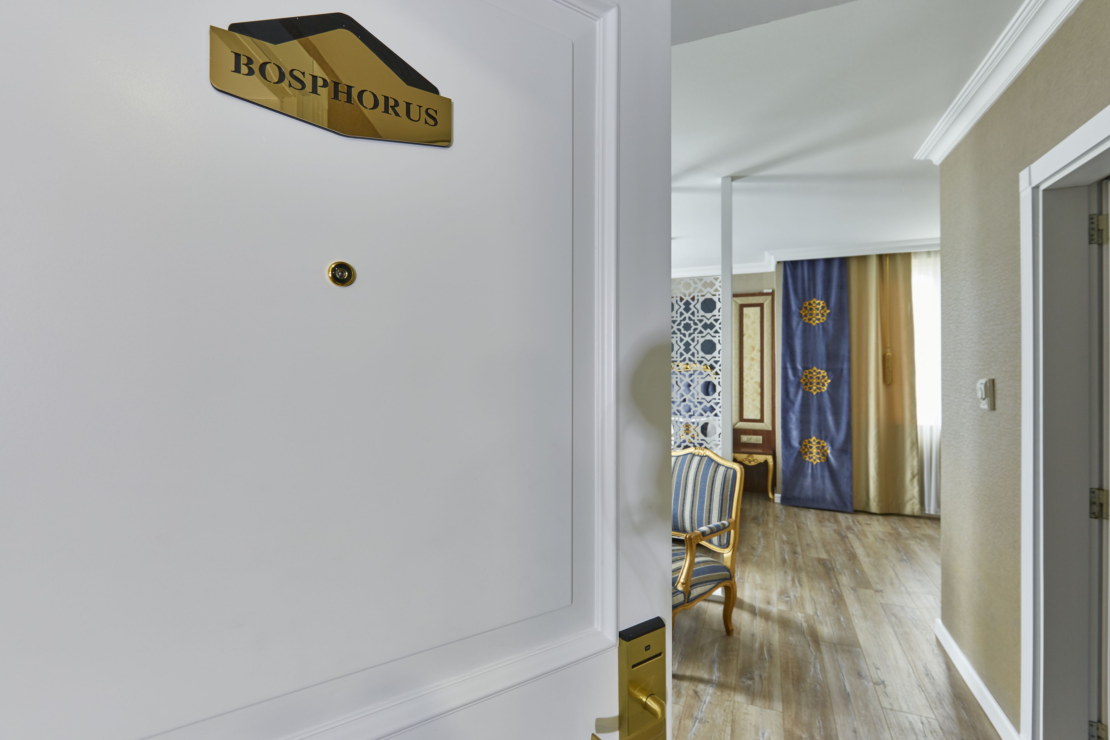 luxury suite | room amenity