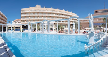 Exterior. Cleopatra Palace Hotel