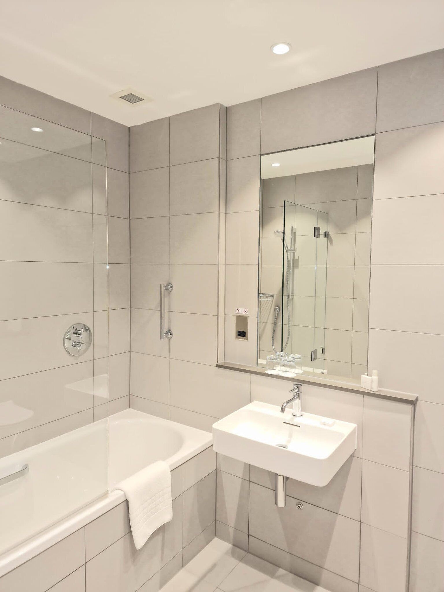 Foto - Astor Court Hotel