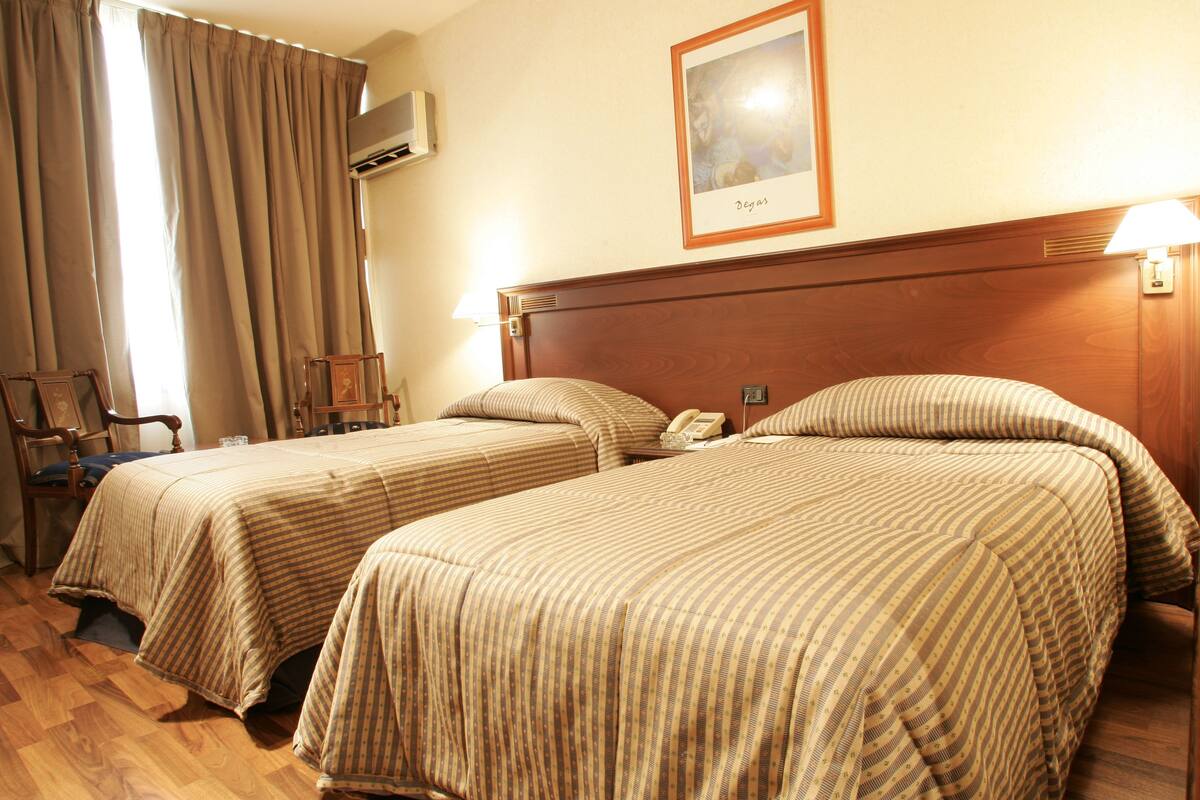 Hypo-allergenic bedding available, minibar, in-room safe, desk
