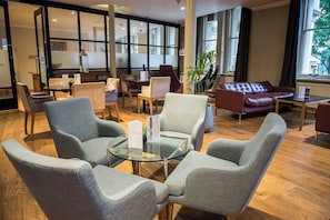 Bar lounge