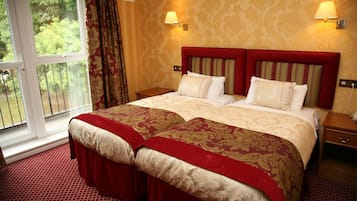 Standard Twin Room, 2 Single Beds (Scenic View) | Premium bedding, in-room safe, desk, iron/ironing board