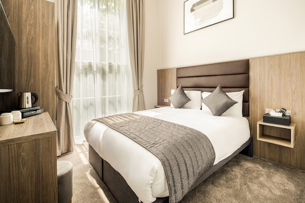 Coffres-forts dans les chambres, bureau