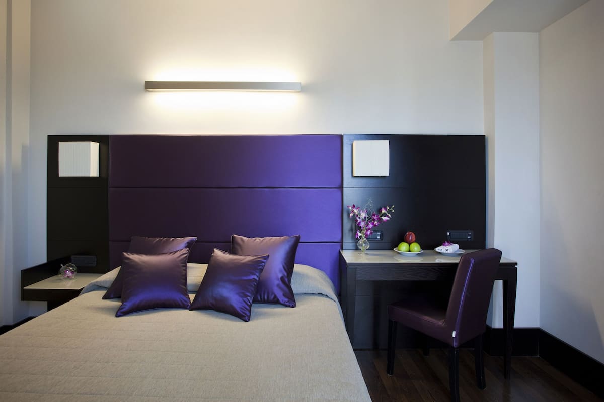 Minibar, in-room safe, desk, blackout drapes