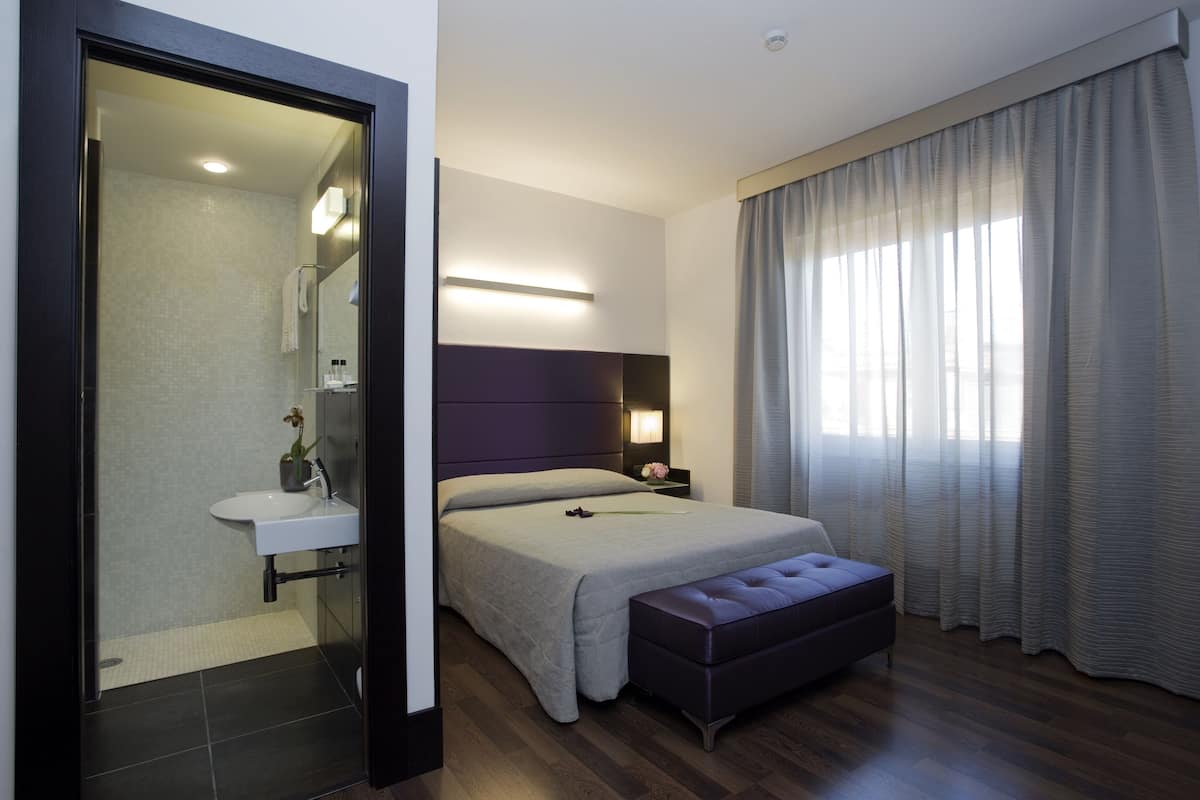 Minibar, in-room safe, desk, blackout drapes