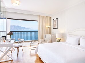 Panoramic Guestroom Sea View | 1 bedroom, premium bedding, minibar, in-room safe