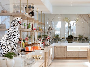 Desayuno buffet incluido todos los días