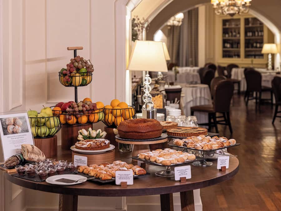 Colazione a buffet a pagamento, servita tutte le mattine
