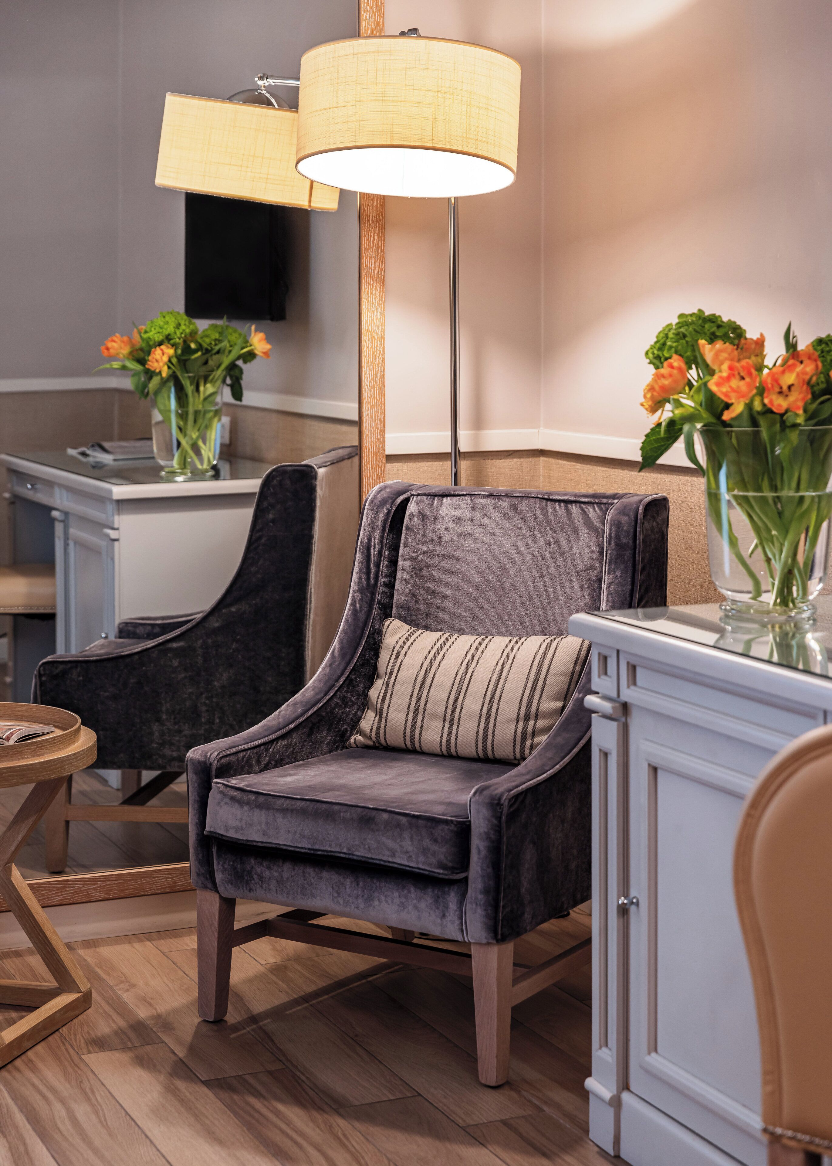 deluxe room | premium bedding, minibar, in-room safe, desk