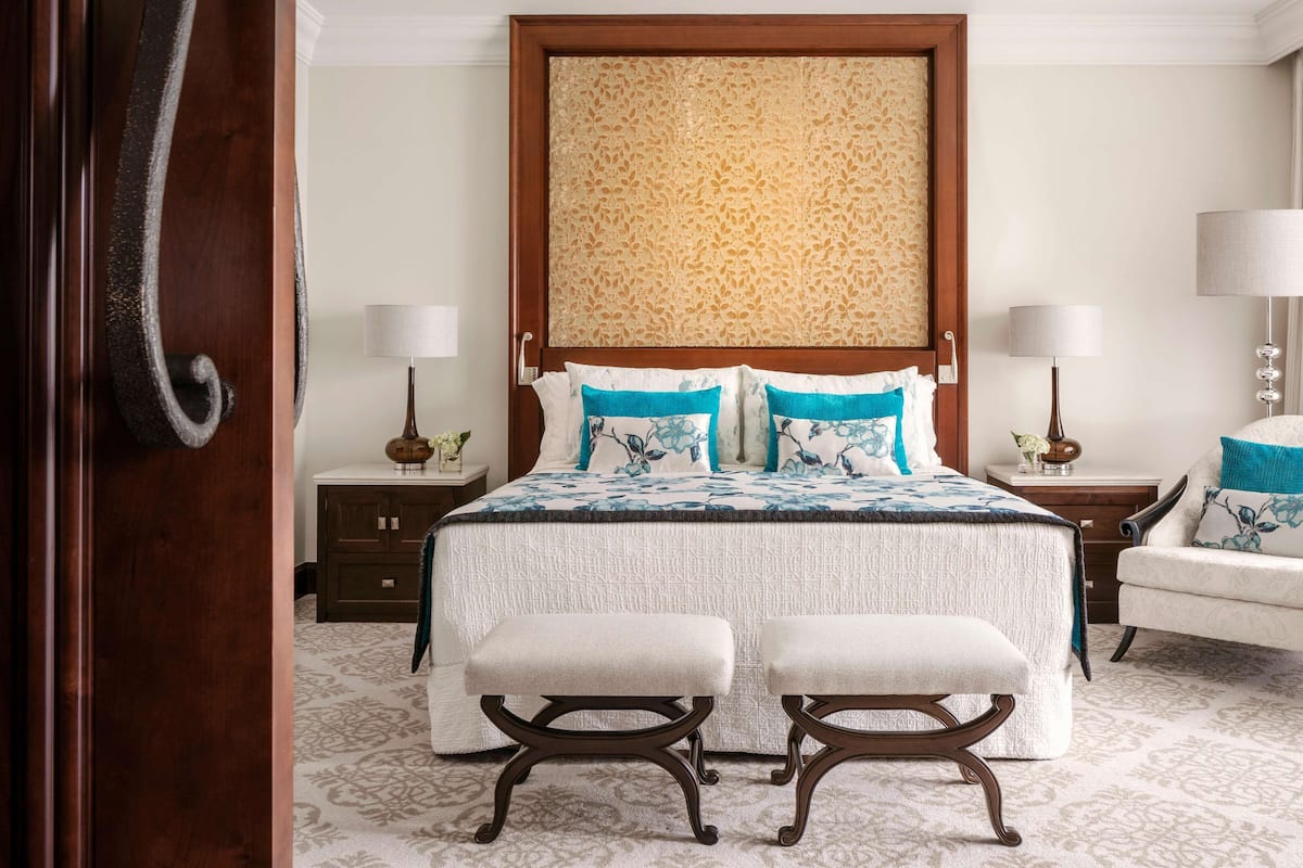 Ropa de cama de alta calidad y minibar