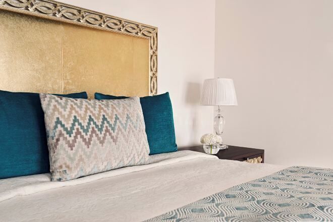 Frette Italian sheets, premium bedding, down comforters, minibar