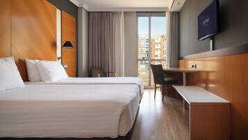 Double Room | Premium bedding, minibar, in-room safe, desk