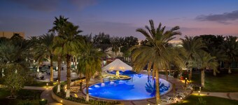 โรงแรมเมโทรโปลิแทน อัลมาฟรัก