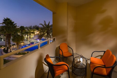 Metropolitan Al Mafraq Hotel - Image 96