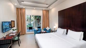 Family Studio | Peralatan tempat tidur premium, bar mini, peti besi dalam bilik