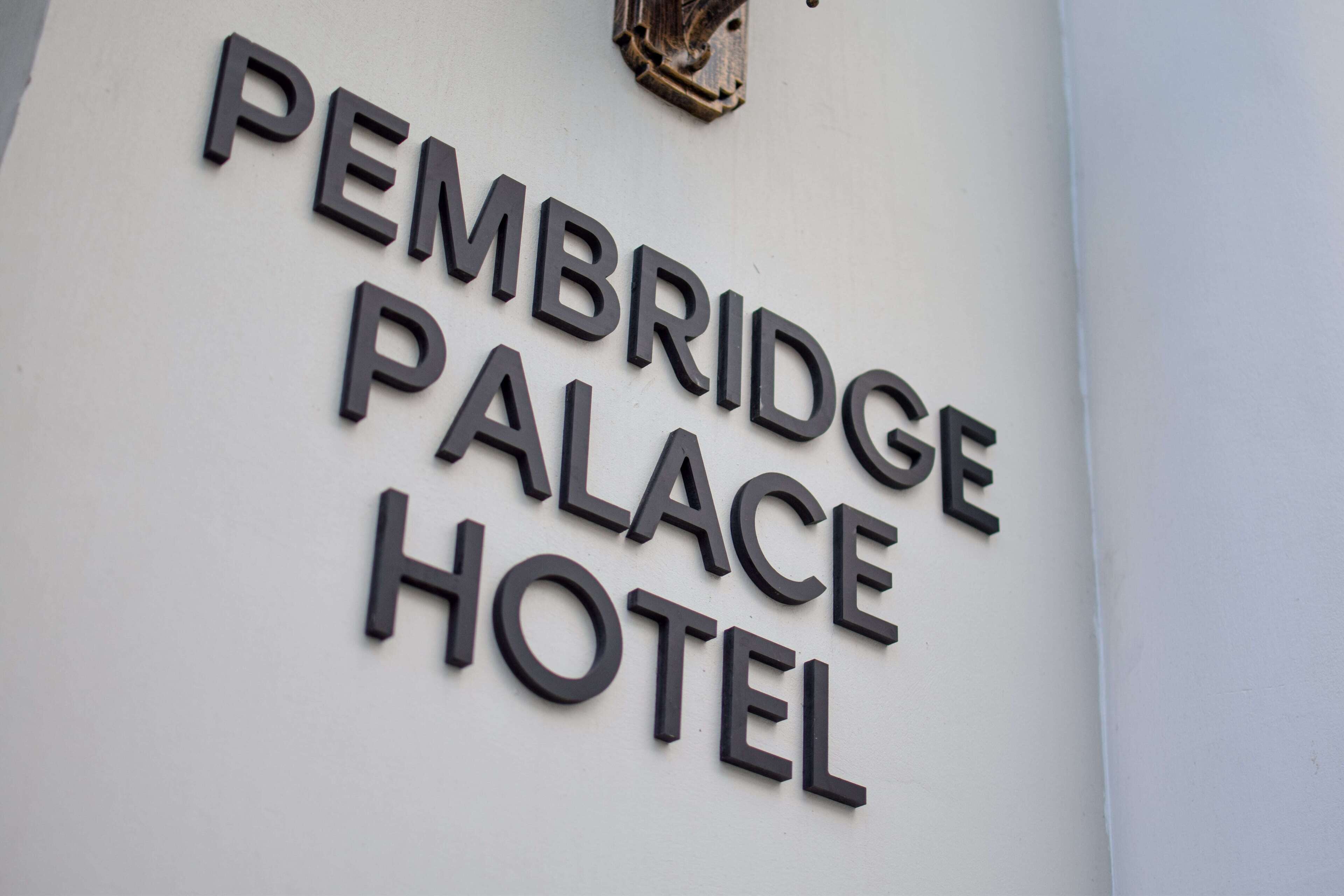 Photo - Pembridge Palace Hotel