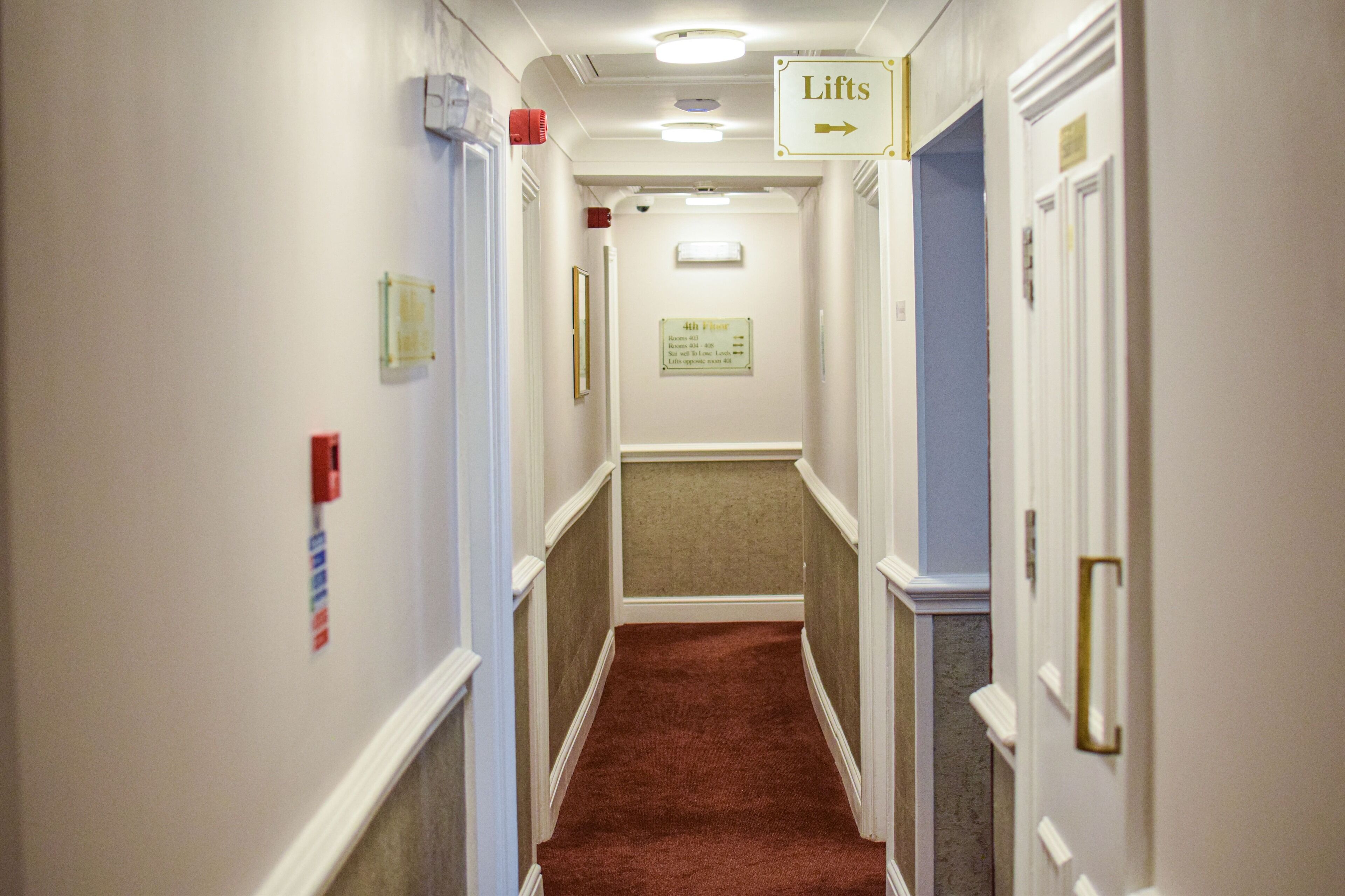 Photo - Pembridge Palace Hotel