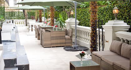 Pembridge Palace Hotel