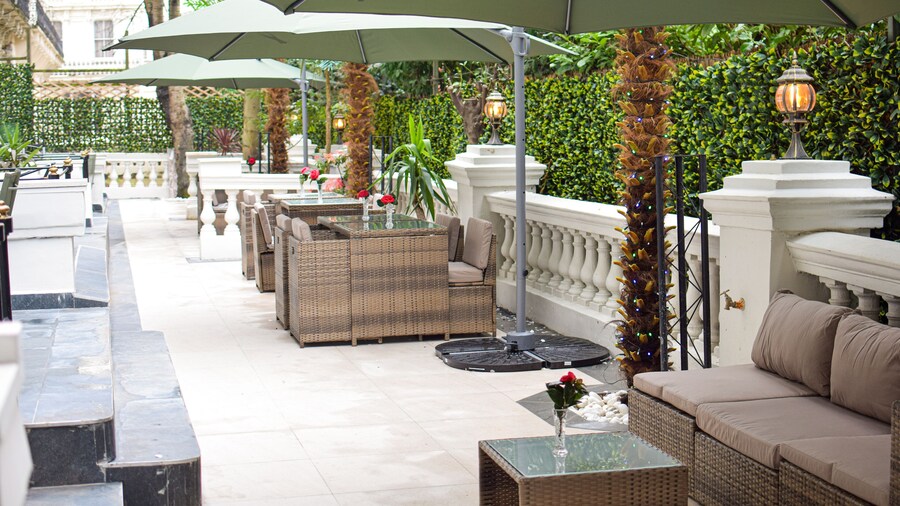 Pembridge Palace Hotel