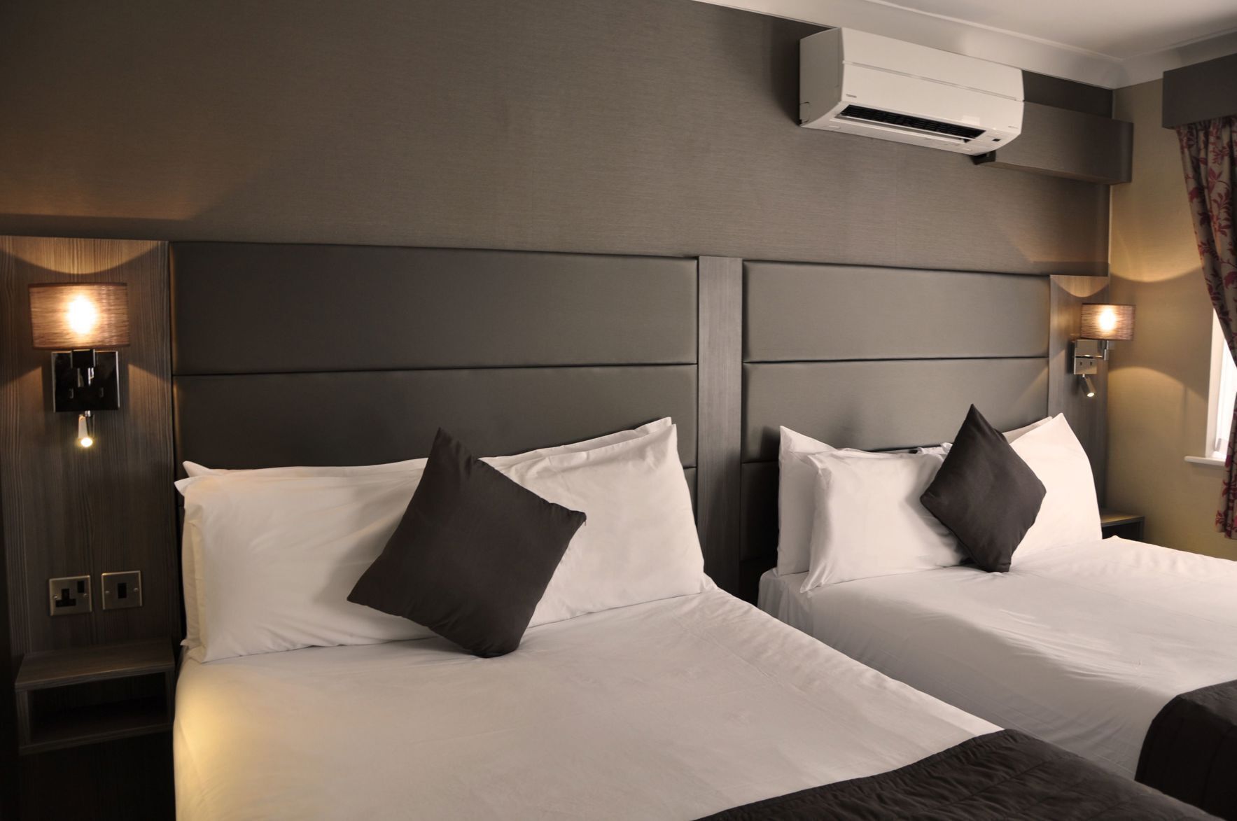 Premium bedding, in-room safe, desk, blackout curtains