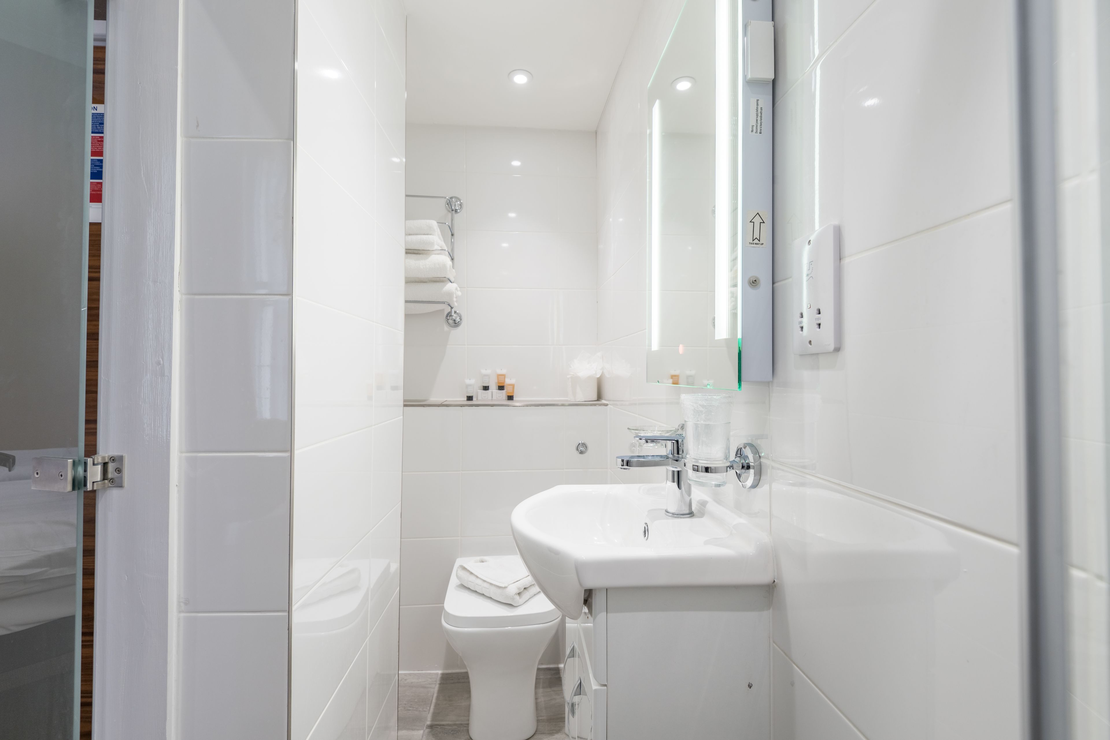 Photo - Brunel Hotel